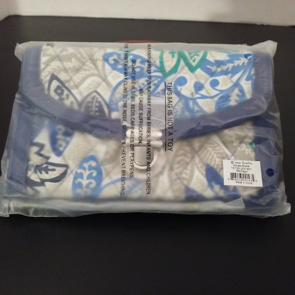 Vera Bradley Ultimate Wristlet 'Santiago' NWT NIP Quilted Floral Vegan Trim Blue - Picture 3 of 12